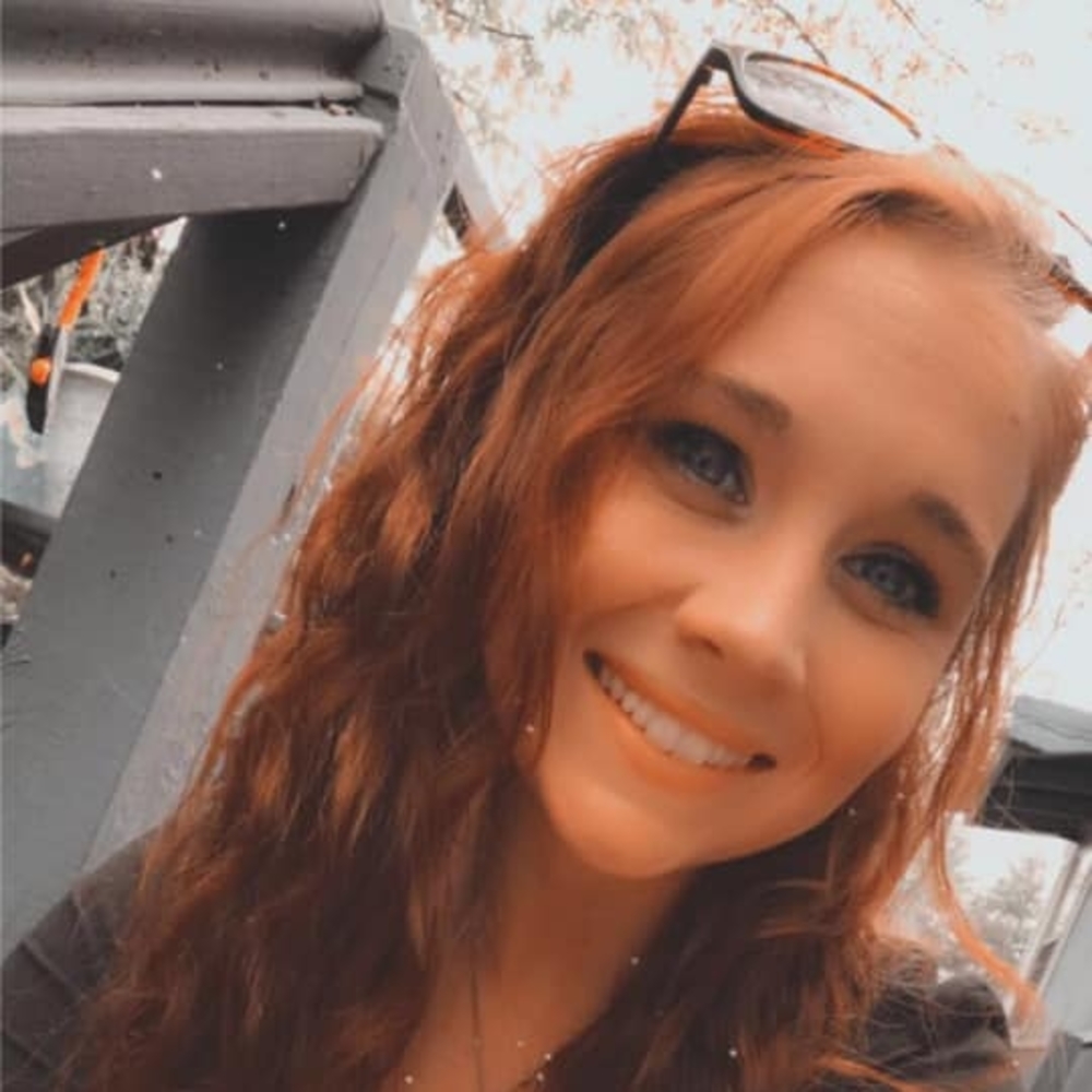 Meet your Posher, Becky